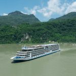 century paragon cruise at xiling gorge_2