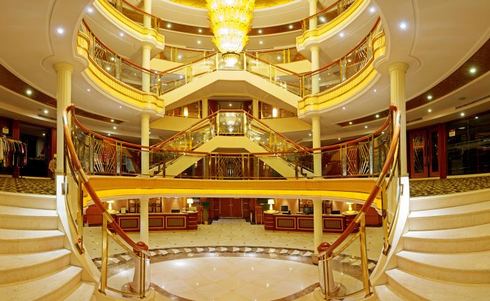 Lobby of President No.6 Cruise