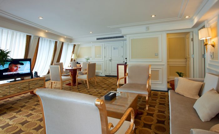 Presidential Suite of President No.6 Cruise